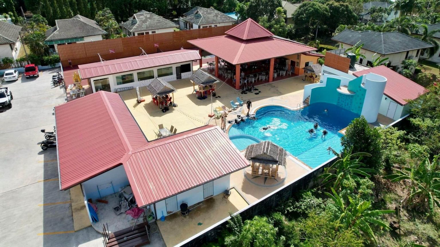 Thailand Divers PADI Open Water pool training area in Phuket